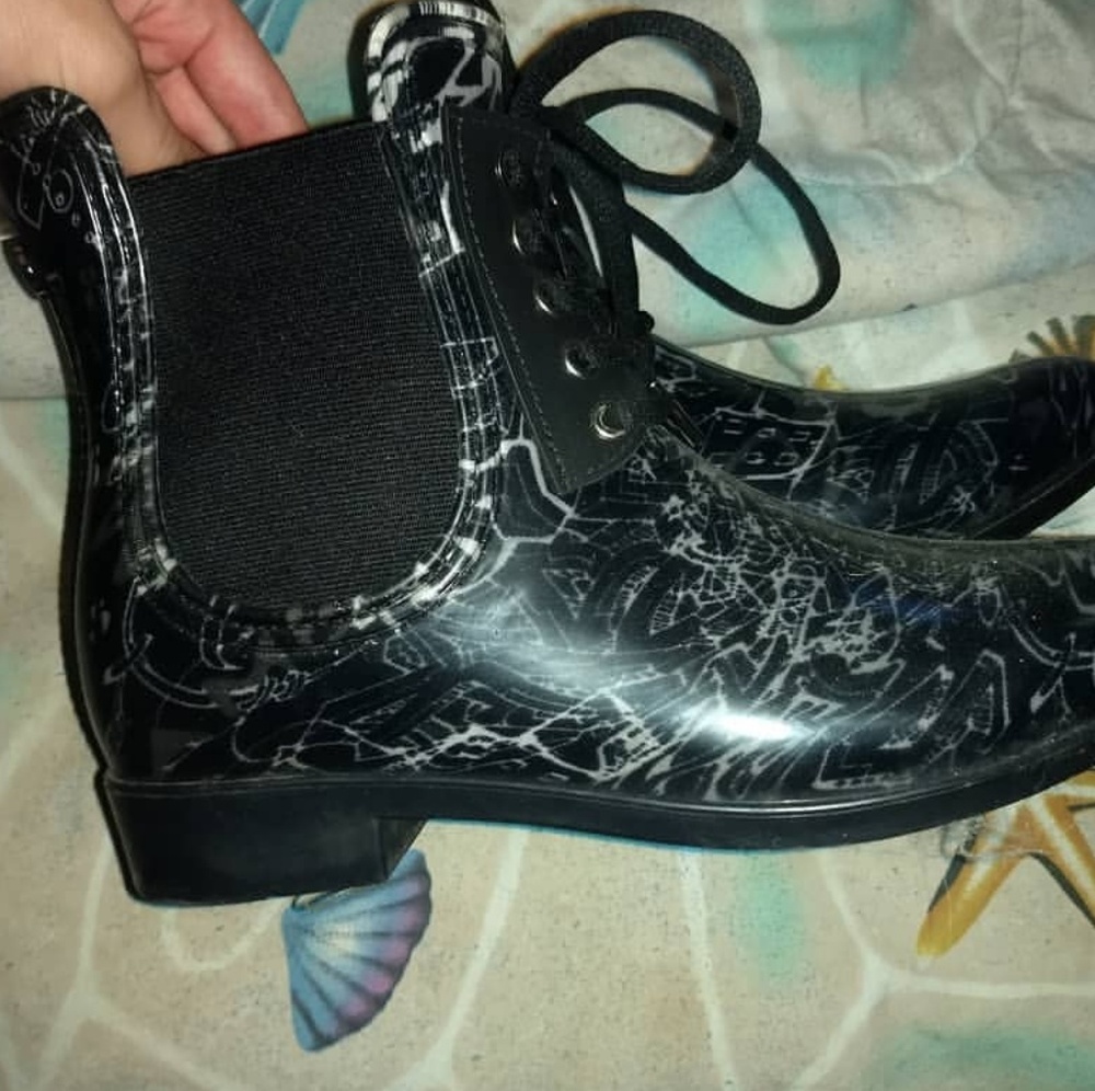 Burlington boots